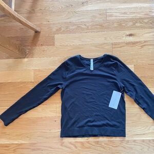 Athleta In Motion long sleeve top